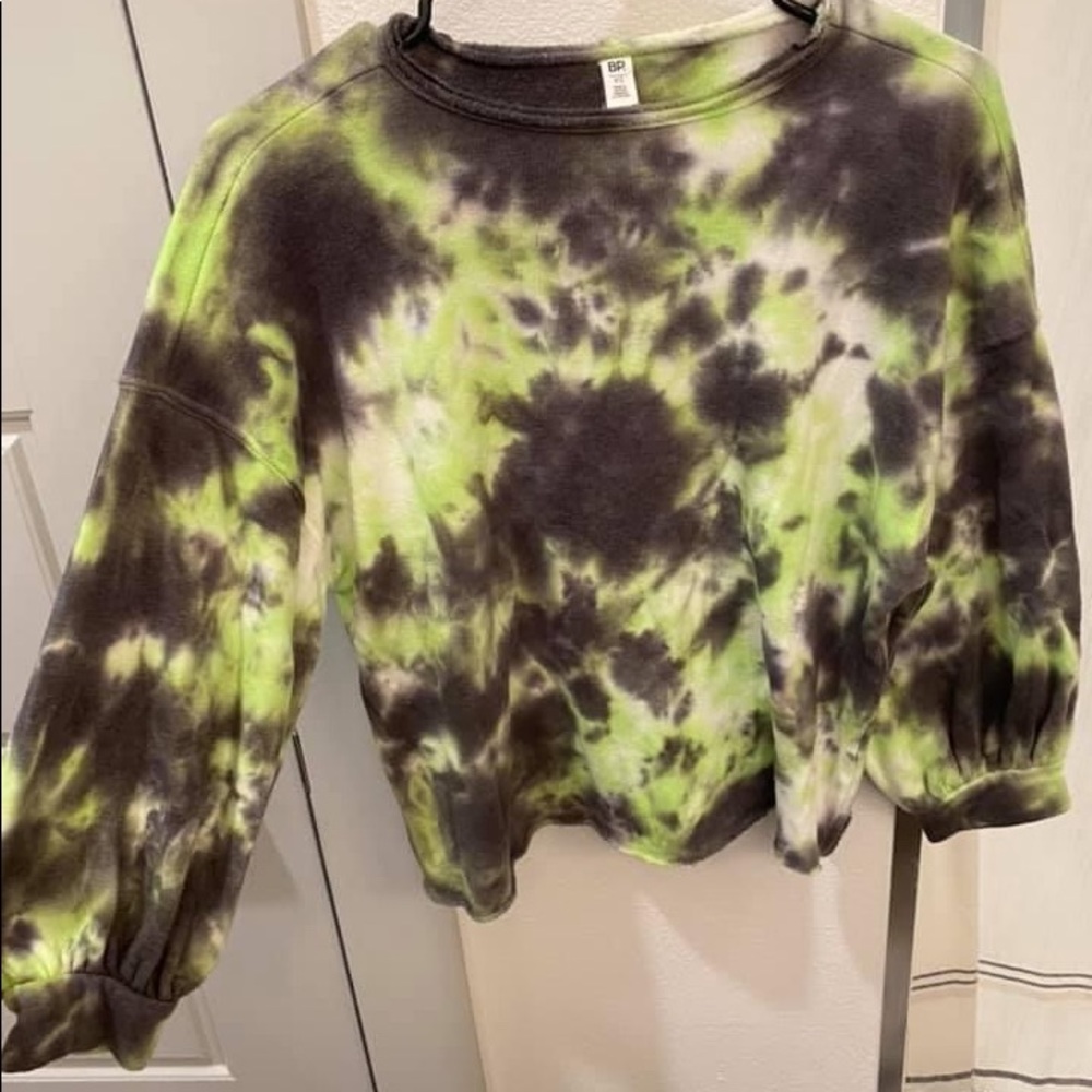 Nordstrom cropped tie dye sweatshirt
